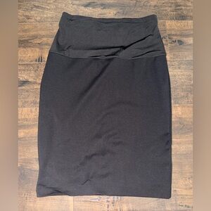 Sally Rose Solid Black Stretch Waist Midi Skirt